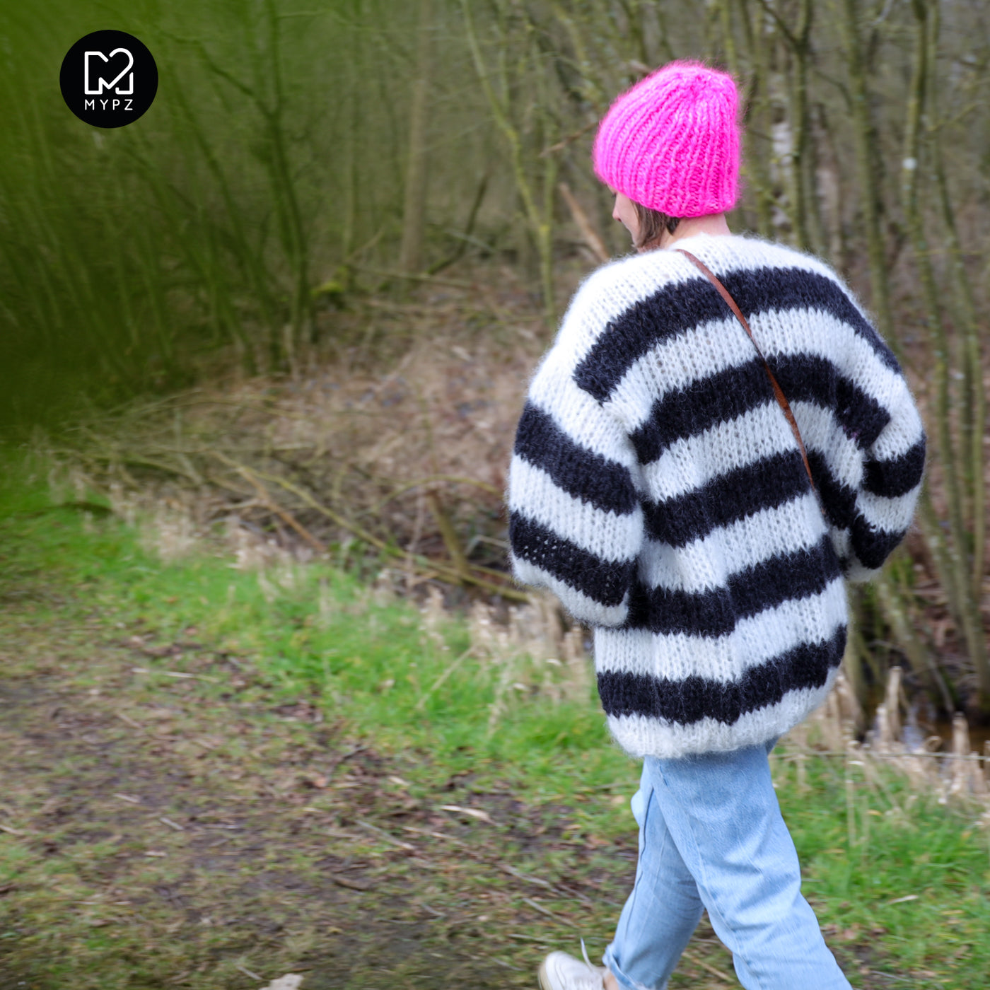 Breipakket – MYPZ Chunky Mohair vest Black & White No.15 (ENG-NL-DE)