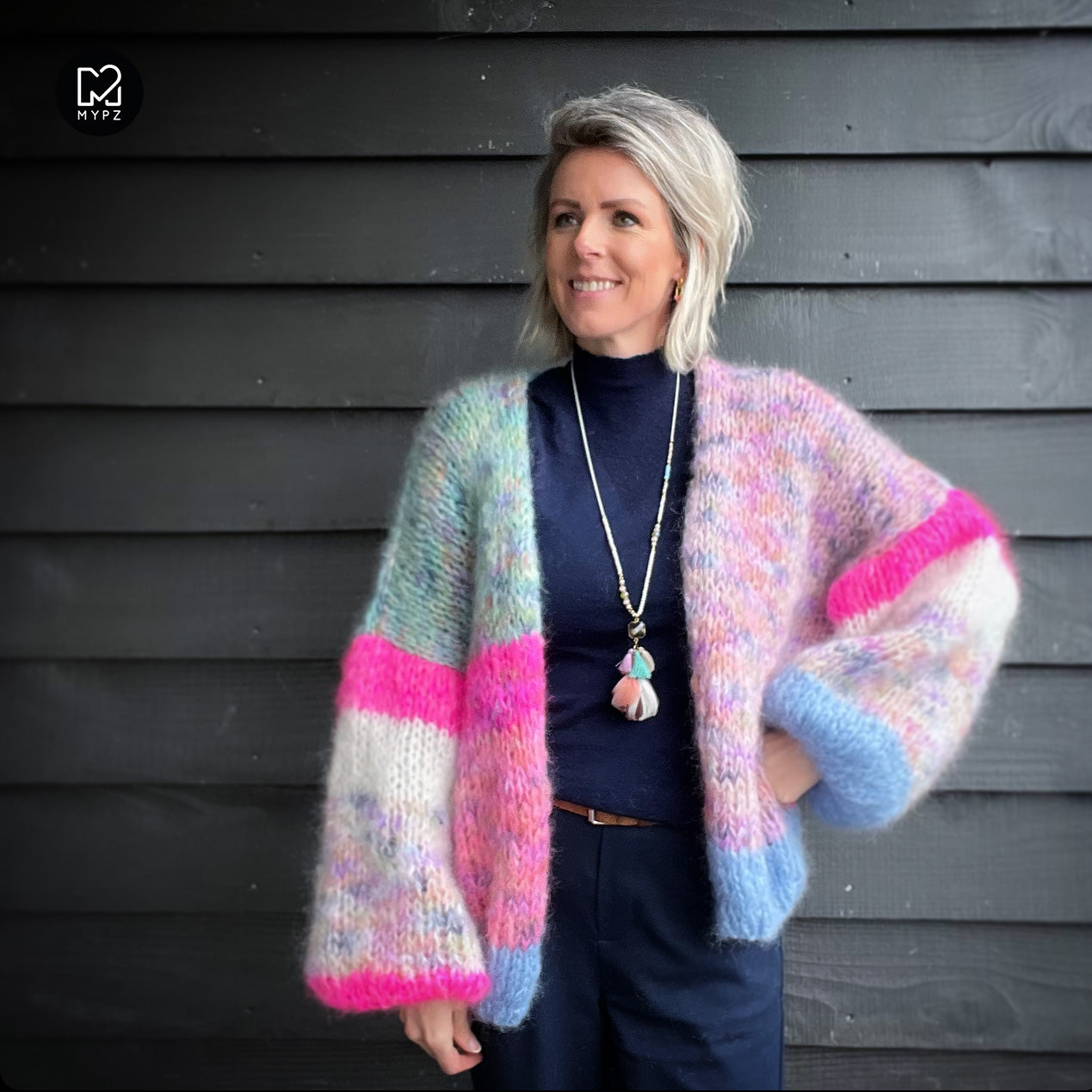 Breipatroon – Chunky Mohair Vest Flowerfields No.12 (ENG-NL)