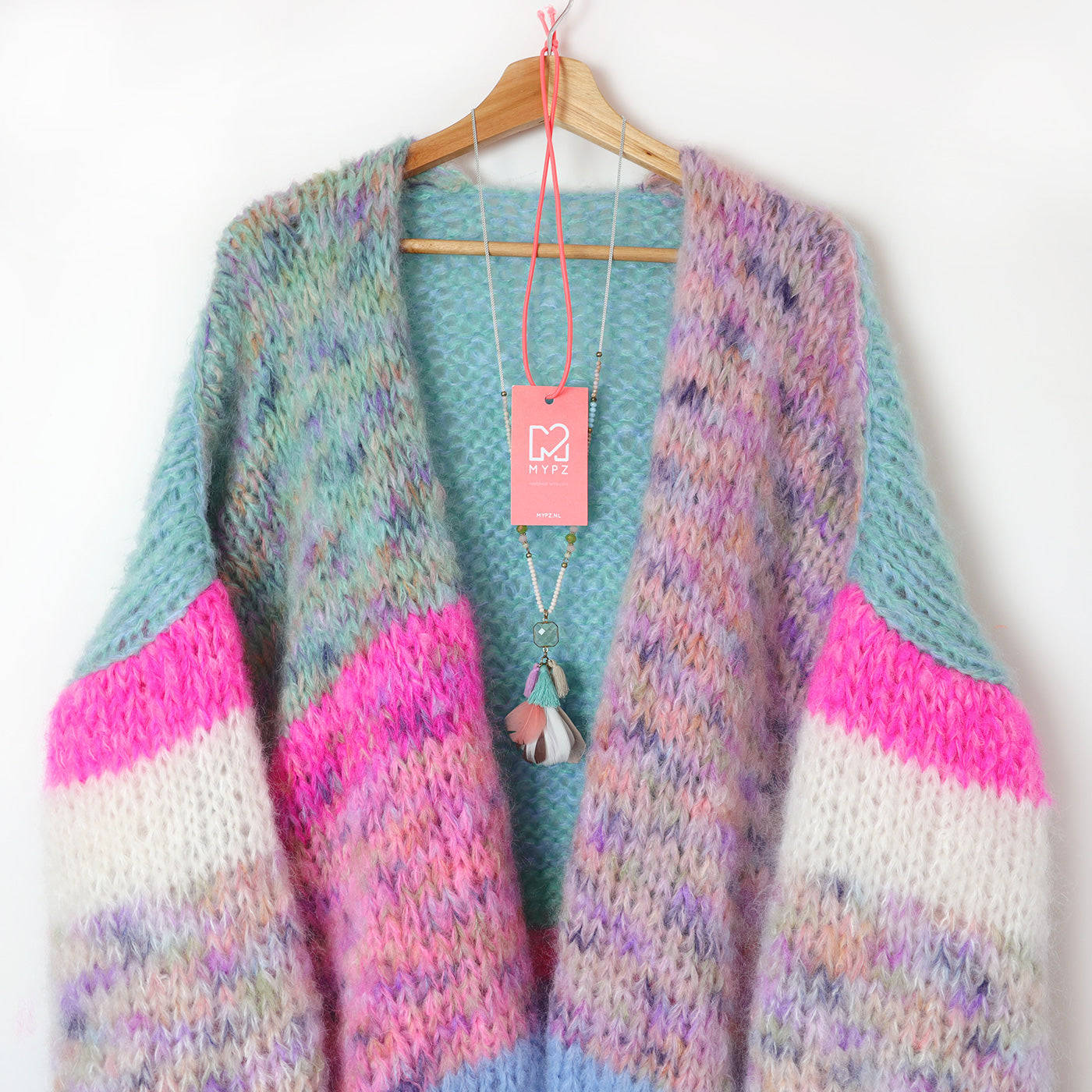 Breipatroon – Chunky Mohair Vest Flowerfields No.12 (ENG-NL)