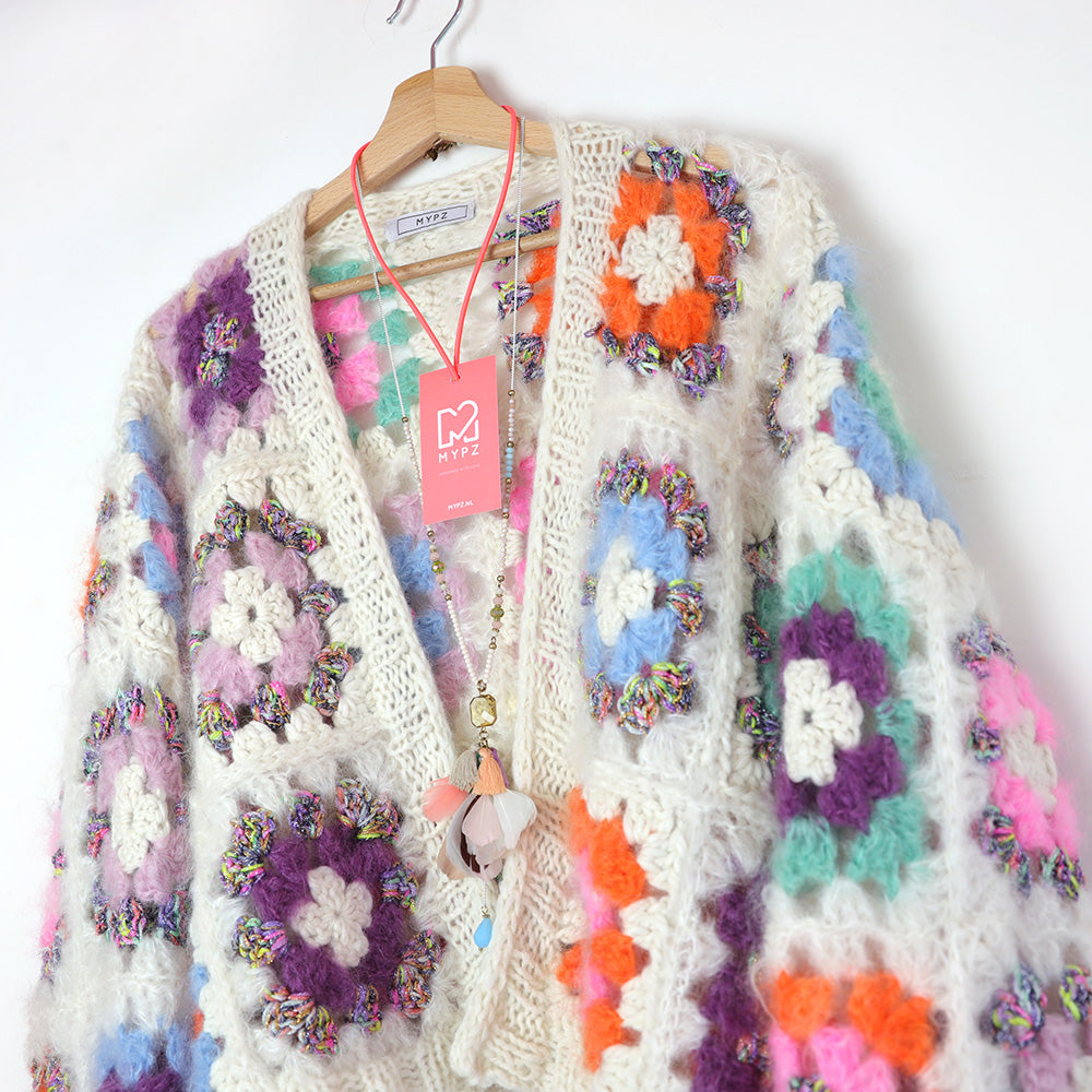 Haakpakket - MYPZ Dreamy Granny square bomber vest Off White (ENG-NL-ES)