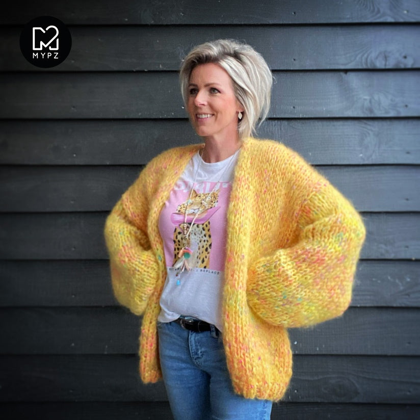 Knitting Kit - MYPZ Chunky Mohair Cardigan Yellow Pops No.15 (ENG-NL)